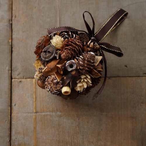 木ノ実のボールリース　フライングリース 木の実のボールリース リース atelier-plantsplanet 通販