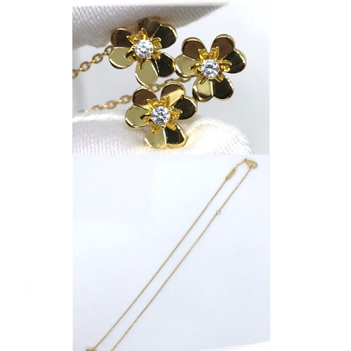 爆買い 英語 ◯ゴールドAAA高級CZダイヤ三つ葉ネックレス ネックレス アクセサリー