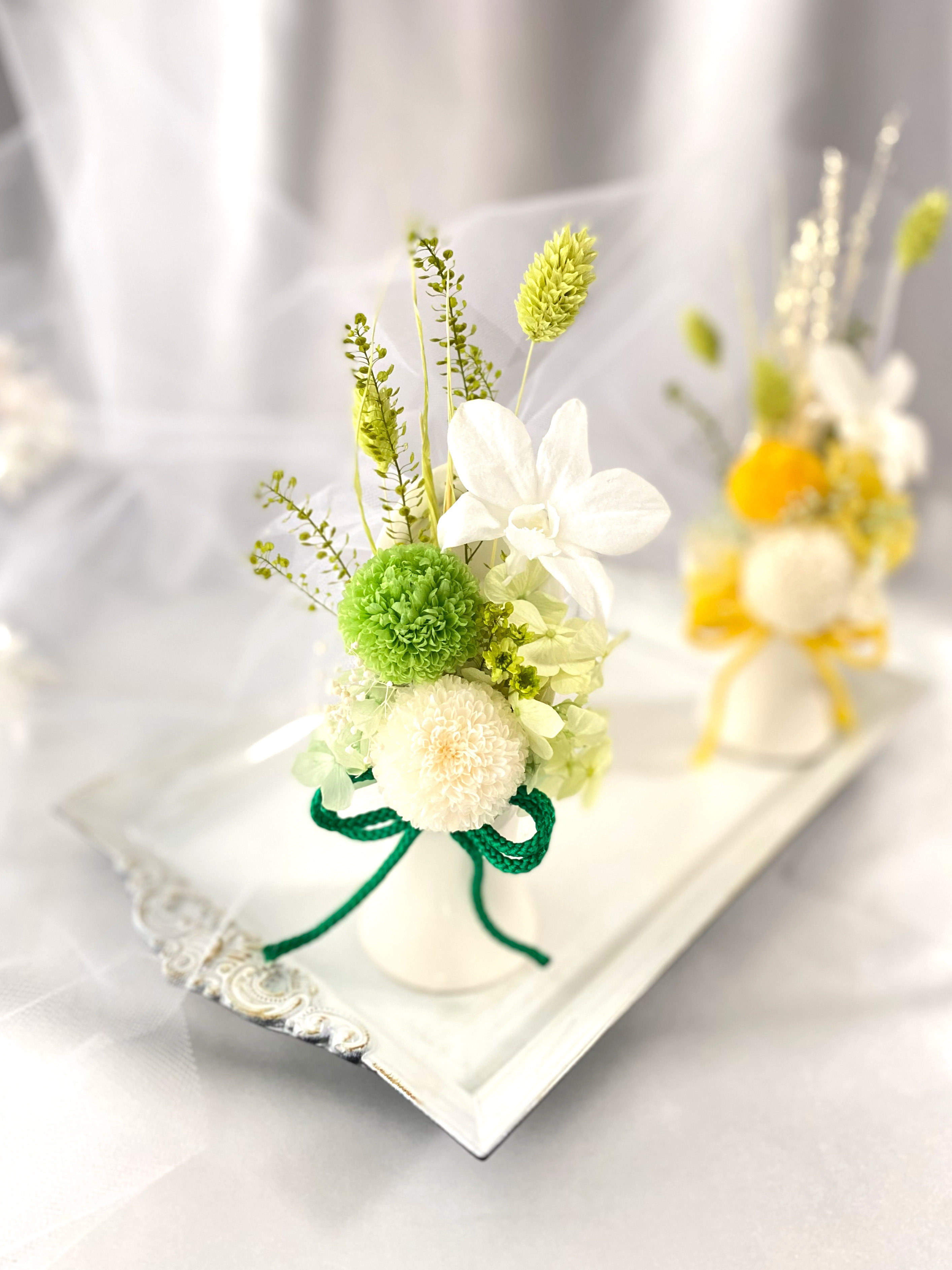 仏花＊ピンポンマム&蘭のお供え花gr】プリザーブドフラワー お供え花