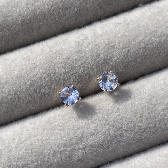 pale Blue ... tanzanite  pierce・earring 3枚目の画像