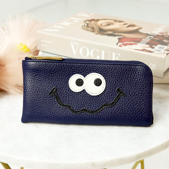 キョロメネイビーL字長財布】思わず誰かに見せたくなる/薄マチ軽量の