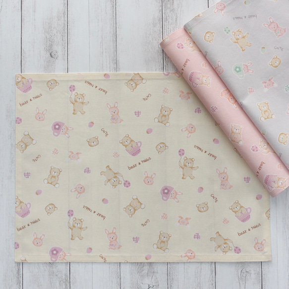 サイズ変更・名入れ可能〉くまとうさぎランチクロス ランチョンマット