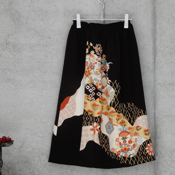 着物リメイク　黒留スカート/ フリーサイズ 9枚目の画像