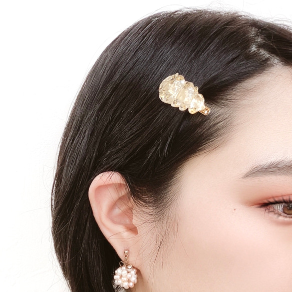 水晶の鉱石ヘアクリップ 散らし金箔 天然石 透明 金 ゴールド ヘアアクセサリー ヘアピン 自然 クリア ポイント 3枚目の画像