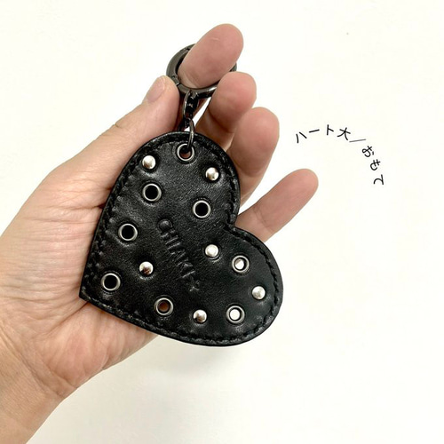 A【オーダーページ】レザースタッズキーホルダー 国産レザー オーダーページ】スタッズキーホルダー 国産レザー CALEE