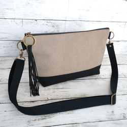 帆布 ショルダーバッグ 1枚目の画像