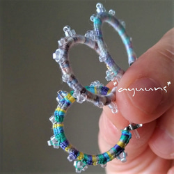 刺繡糸とガラスビーズ*Simpleフープピアス/一点物 4枚目の画像