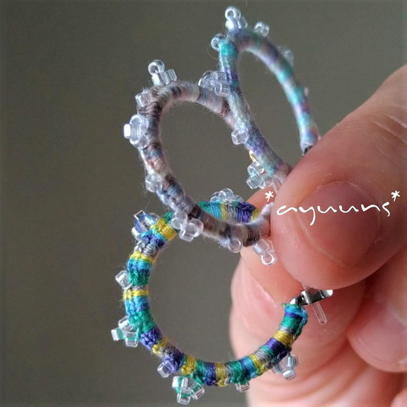 刺繡糸とガラスビーズ*Simpleフープピアス/一点物 4枚目の画像