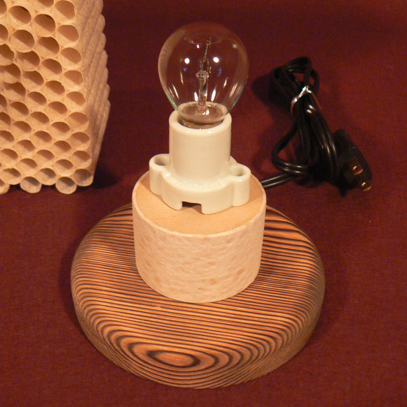 和紙の手作りランプシェード　美濃和紙使用　[遊] 10-1　どこにもない癒しの手作り一点物作品　ギフト・模様替えに最適 　■ 21x 17x