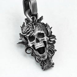 黄泉花の贄の頭蓋骨のペンダント-頭蓋骨のネックレス-酸化ジュエリー-銀のペンダント-銀のネックレス 1枚目の画像