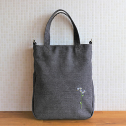 手刺繍 2wayサコッシュ【色んなお花＊Charcoal Grey】送料無料 2枚目の画像