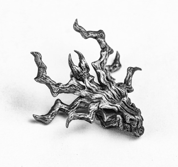 枯木ペンダント - 木製龍のネックレス - 骨董品シルバー製品 - 手彫り龍 - シルバーペンダント - 銀の戦士の宝石 4枚目の画像