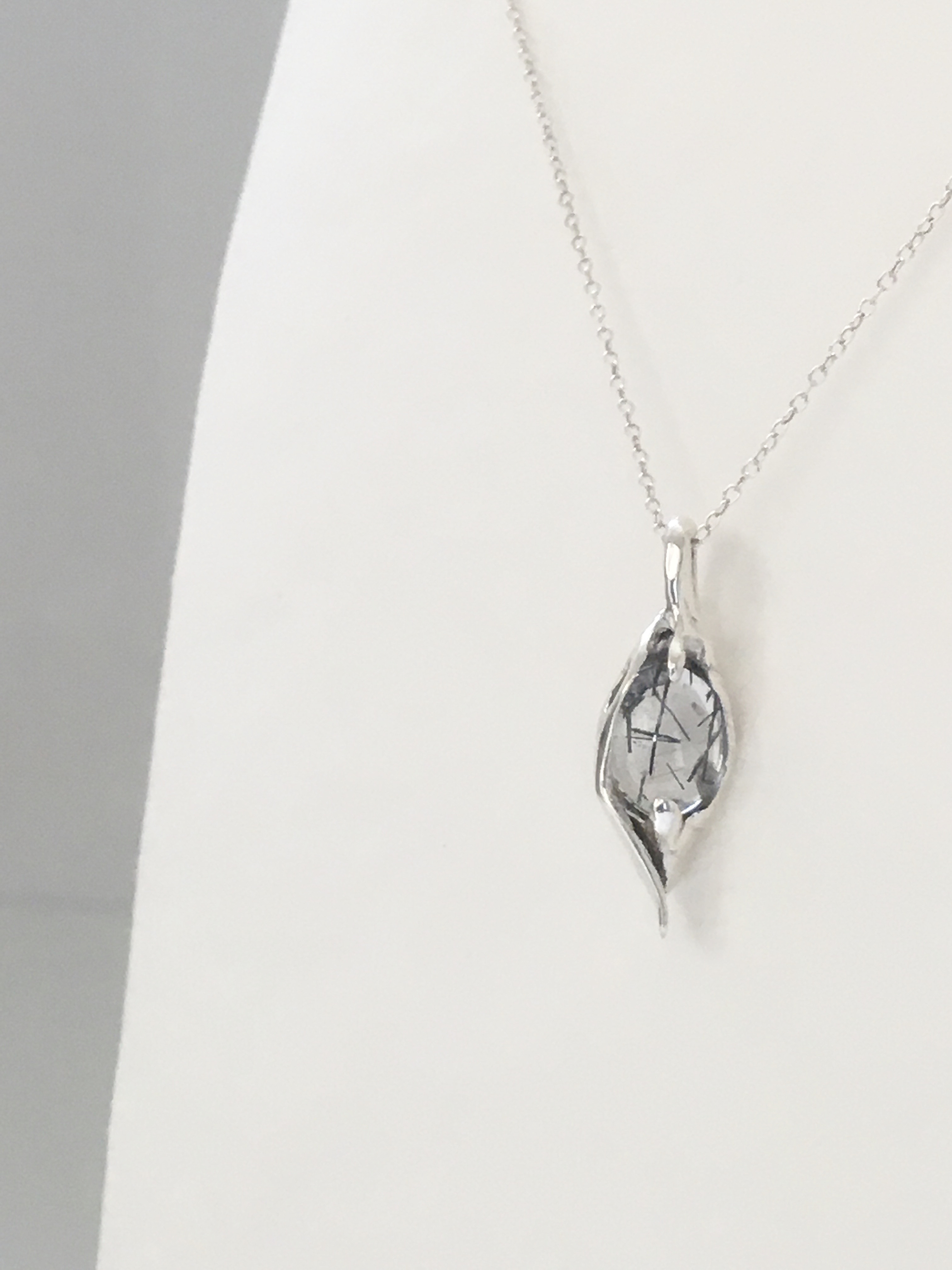 シルバーネックレス「black rutile quartz」