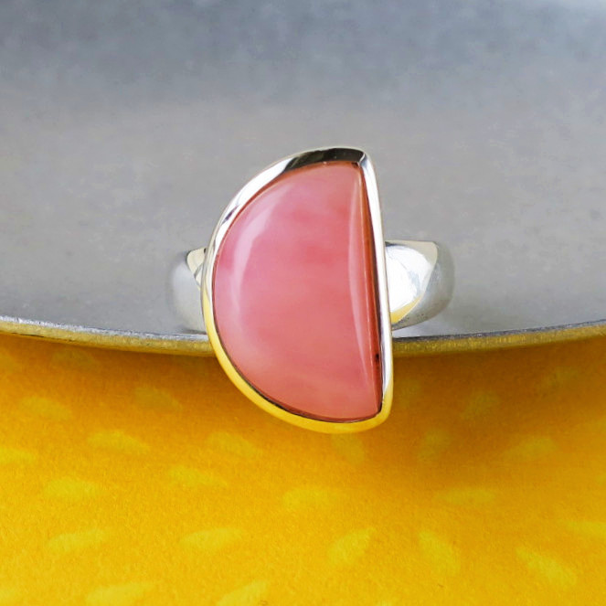 ピンクオパール オープンリング フリーサイズ 月 10月誕生石 天然石ジュエリー 秋の誕生石2025