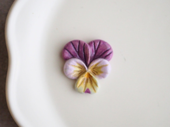 野に咲くビオラのブローチ*原種カラー2 4枚目の画像