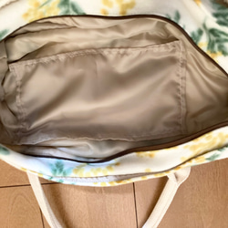 暖かくて柔らかいミモザ柄のフリーストートバッグ(底マチ付き) 8枚目の画像