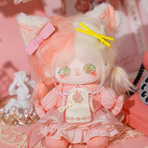 20cmぬいぐるみ 着せ替えぬいぐるみ ピンクと白組み合わせ髪緑目