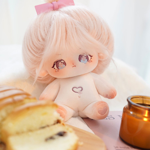 20cmぬいぐるみ かわいい ピンク髪少女 服購入可能 桜のような子