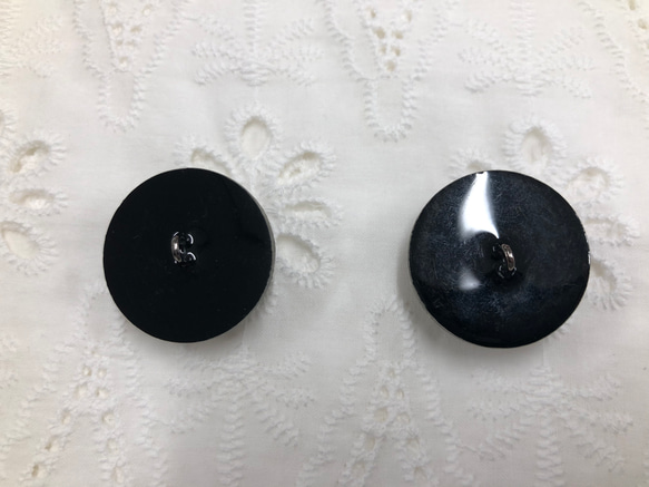 2個：飾りボタン　30ｍｍ 4枚目の画像