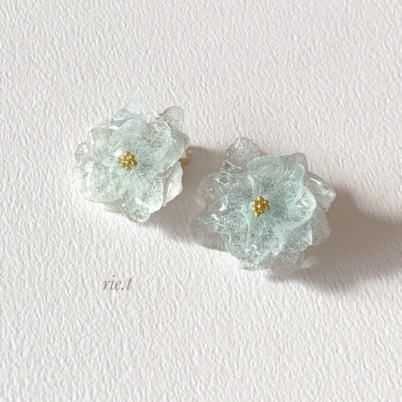 【rie.t】氷の花　イヤリング/ピアス 2枚目の画像