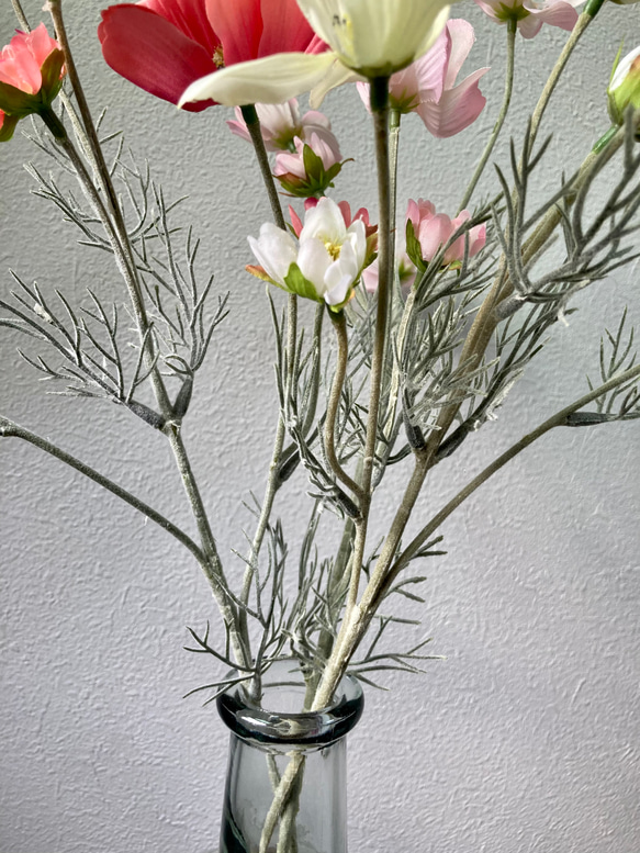 [送料込み] コスモス　3本　ホワイト　ソフトピンク　オールドローズ　フェイクグリーン　花　 3枚目の画像