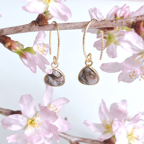 14kgf　カラフルオパール✧ オパールのペンダントトップ✨ツイスト✨ワイヤーアクセサリー✨天然石