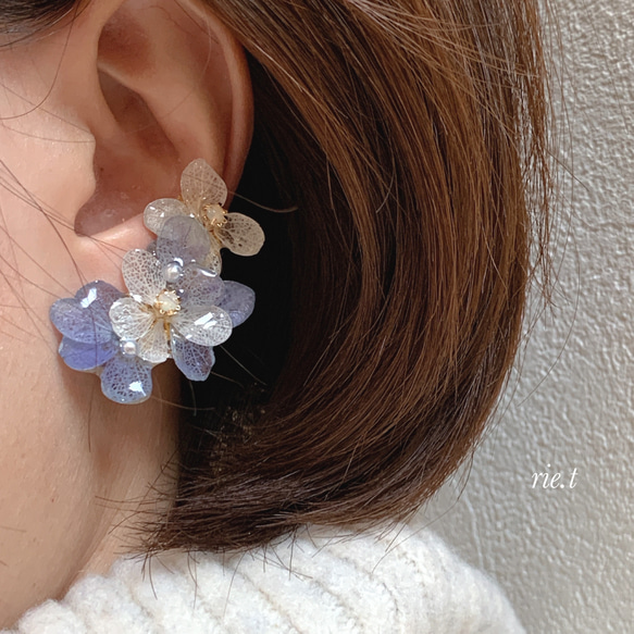 【rie.t】紫陽花のイヤーカフ 4枚目の画像