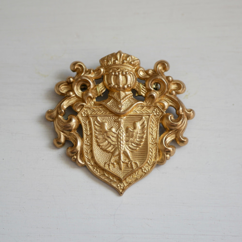 ブローチ【騎士のエンブレム】紋章 真鍮 ヴィンテージ アンティーク