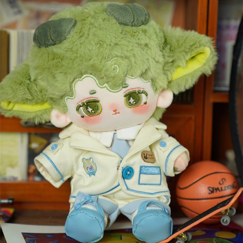 自作ぬいぐるみ・黄緑色の男の子 20cm 無属性 ぬいぐるみ 緑の目男の子 着せ替えぬいぐるみ 獣耳