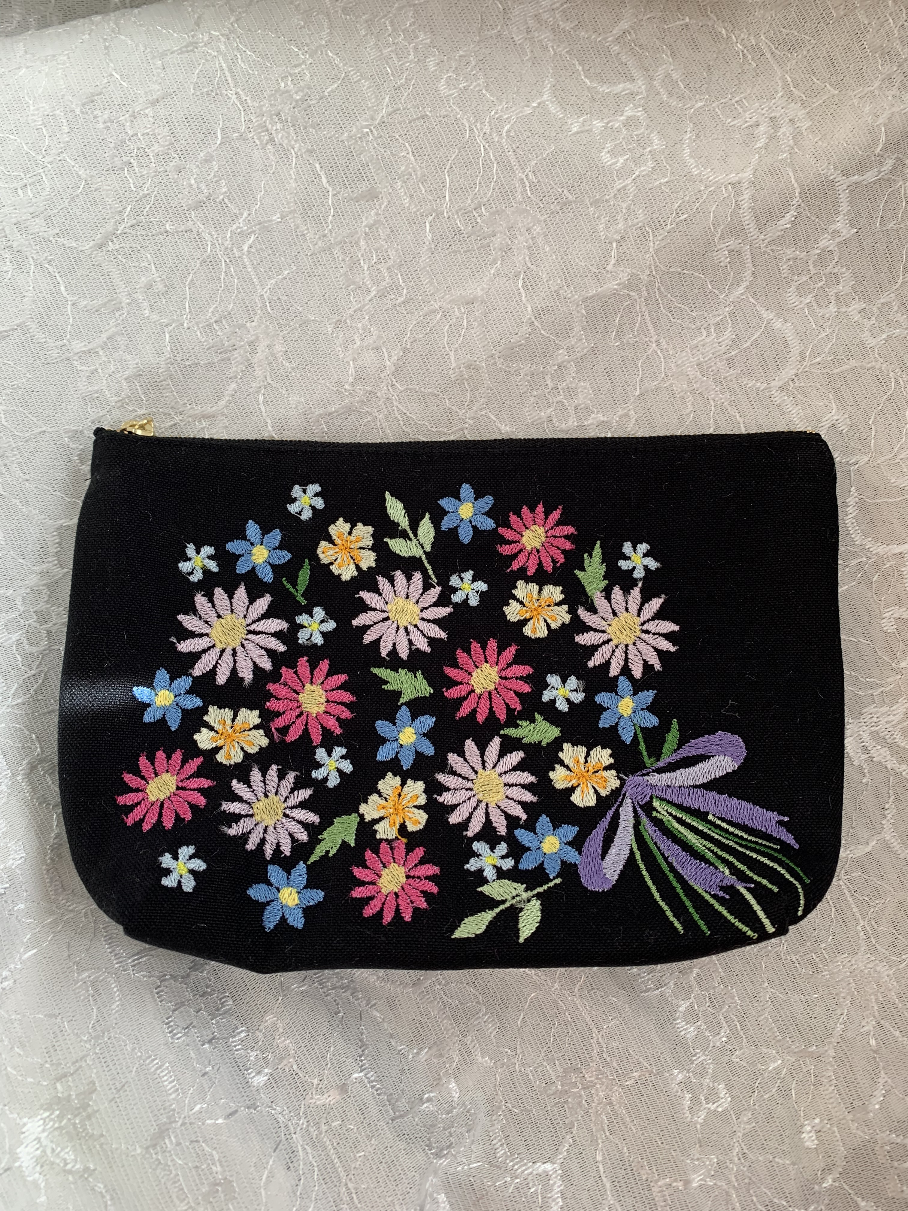 アンティークキルト✴︎刺繍キルト 堅く