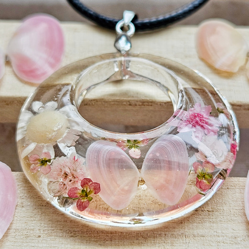 幸せを呼ぶ桜貝のネックレス｡*・ﾟﾟmarry.c's handmadeaccessory