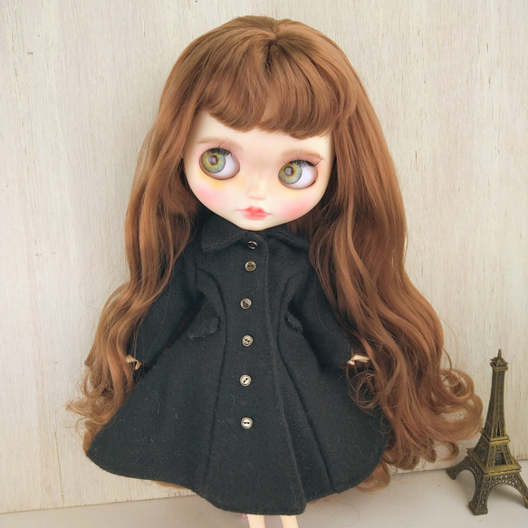 812※ウール素材の黒のフレアロングコート※ブライスアウトフィット※1/6ドール 812※ウール素材の黒のフレアロングコート※ブライスアウトフィット※1/6