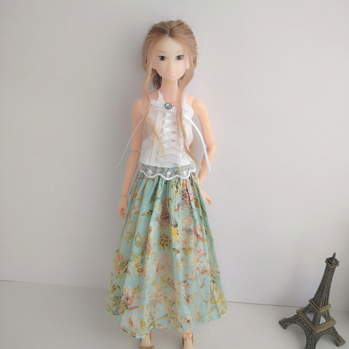 815※リバティプリントブルーの花柄ロングスカート※momokoDOLLアウト