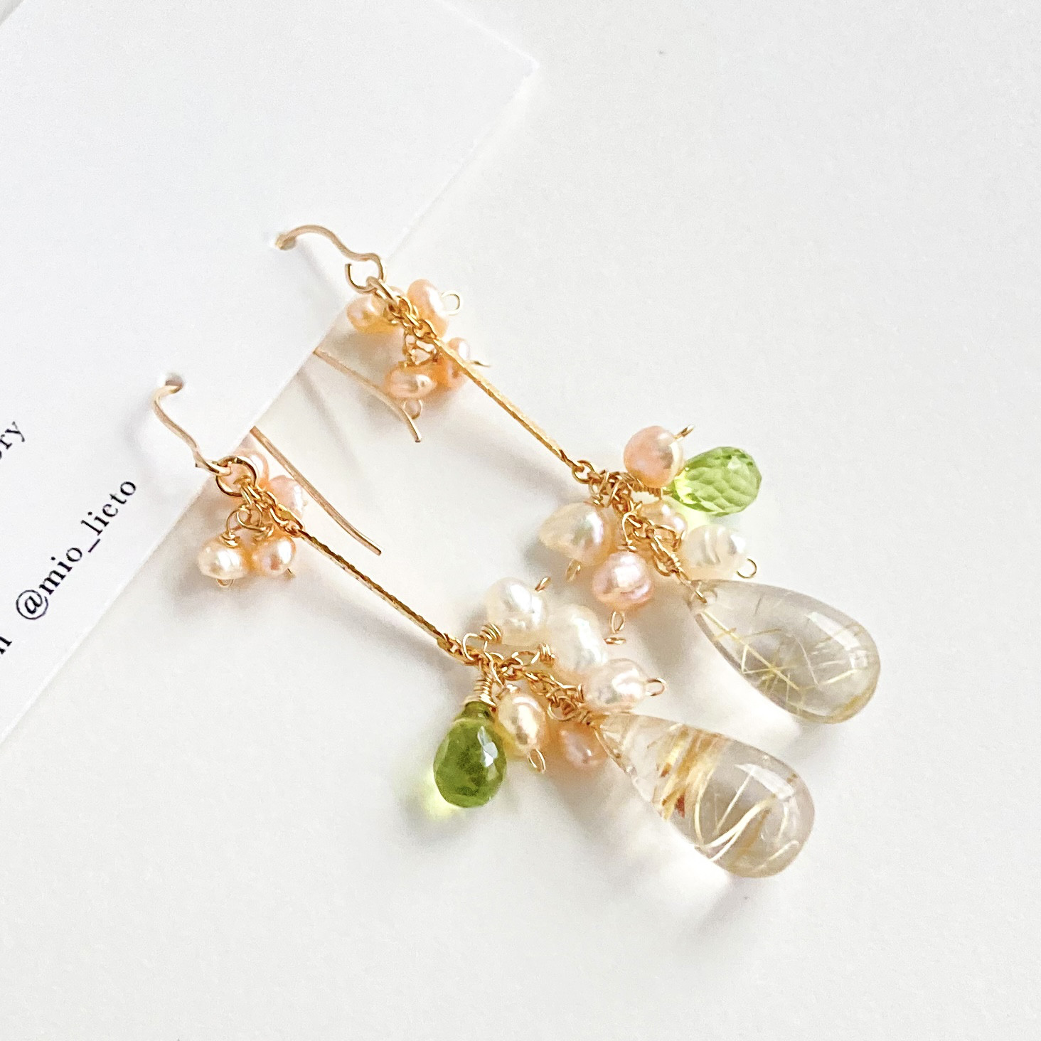 ［14kgf］ルチルクォーツの小花ピアス　イヤリング