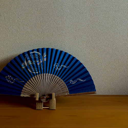 鳳凰デザインの日本の扇子 鳳凰デザインの日本の扇子 鳳凰デザインの日本の扇子 Amazon.co.jp: シルク