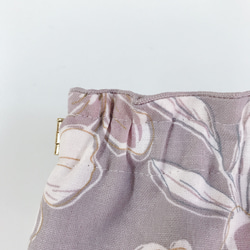 cotton flower fabric くすみパープル系　三角マチのバネ口ポーチ　12cm 5枚目の画像
