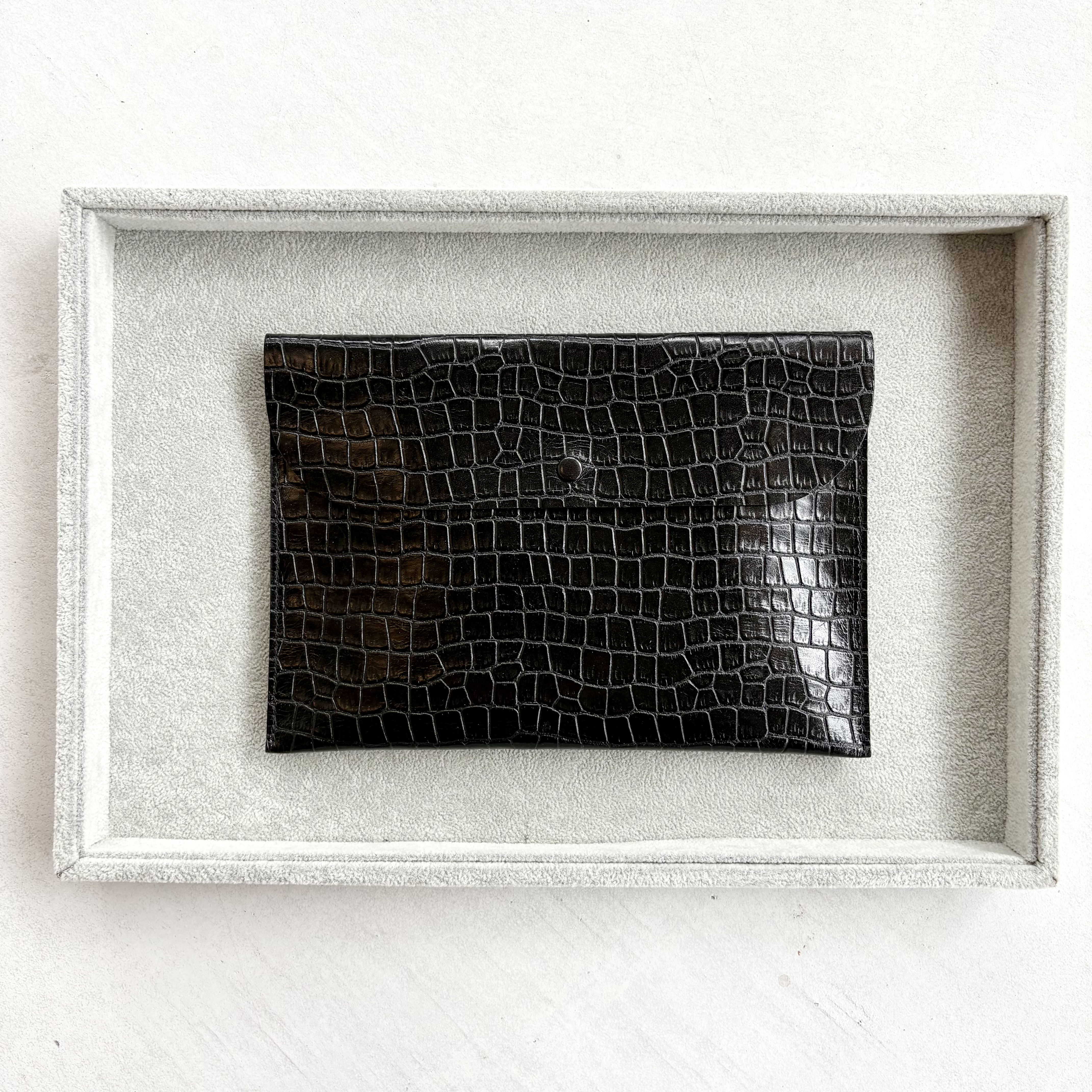 YUFU　マルチケース　クロコ型押し