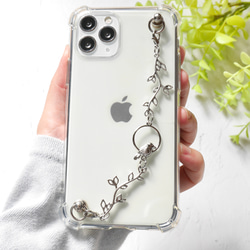 鳥とリーフのキーリングハンガー　スマホケース　iPhoneケース　ストラップ　全機種　スマホチェーン 1枚目の画像
