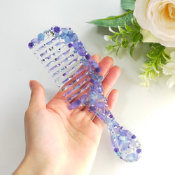 〜ドライフラワーのアンティークヘアコーム　ブルー〜　ヘアブラシ　櫛　花　レジン　クリア　クリニック什器　アクセサリー　 13枚目の画像