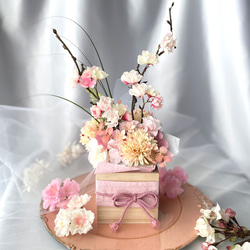 ウッドBOX＊淡色桜アレンジメント】ギフト 贈り物 桜 八重桜 ピンク