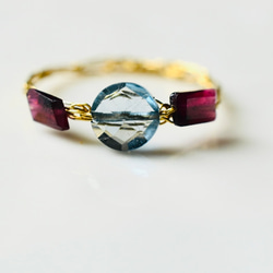 [K14gf] Swiss Blue Topaz, Garnet fine cord knit / Gold filled 戒指 第1張的照片