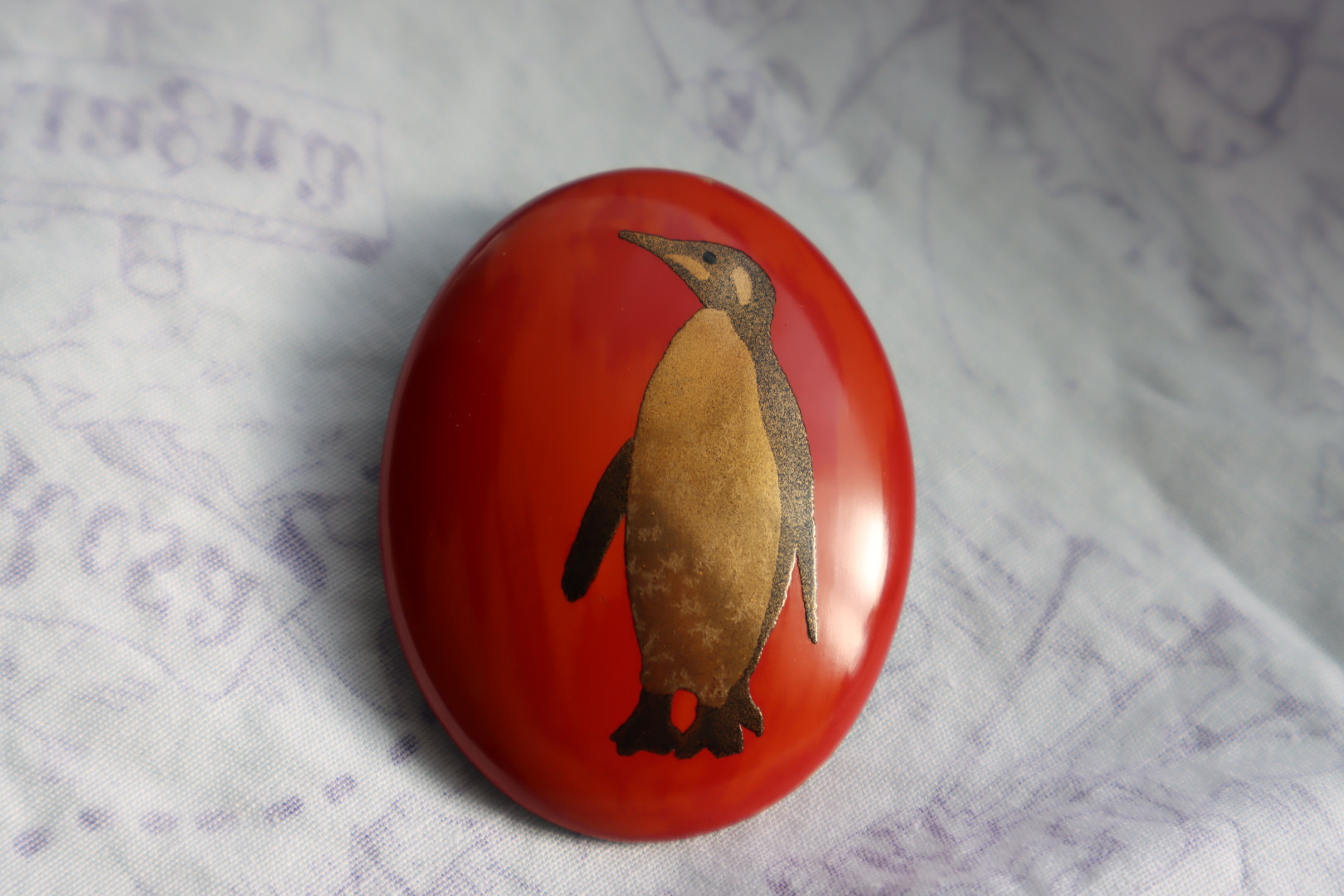 うるしアクセサリー　ペンギンブローチ　送料無料