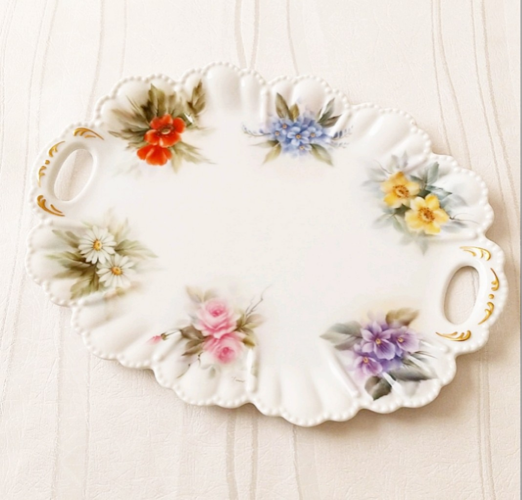 花柄のフリルトレー /  バラ  スミレ  マーガレット  ポピー  野バラ