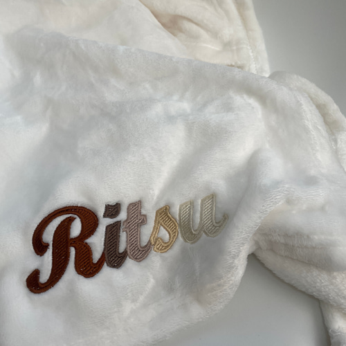 お名前入りブランケット 出産祝い 淡色 名入れ 刺繍ブランケット 刺繍