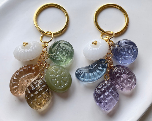 #103 【ハンドメイド】レジン　チャーム　キーホルダー　ドロップ　飴 作成記録♥︎︎∗︎*ﾟ 新作です♡ ミニサイズのドロップ