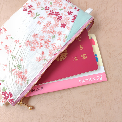 ☆和柄とパステル☆多機能ポーチ 【夜桜】】通院に、お財布に、小物の  