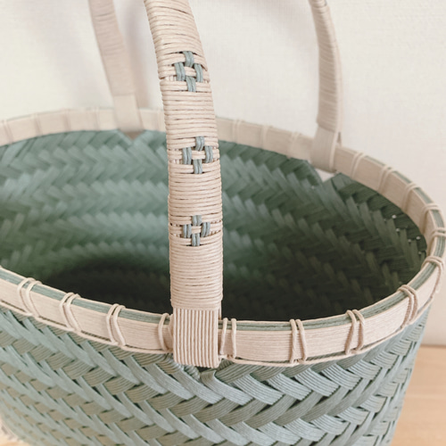 ⭐︎ご注文品⭐︎クラフトバンドで編んだ斜め網代編みの市場かご かご