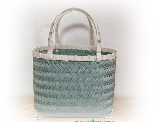 b6f6eaaaaf3efa1b348ee4cdf4697d