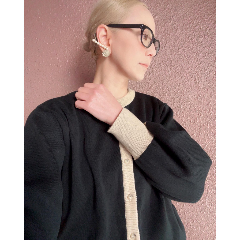 RATA❤️秋冬春にも❤️1枚できまる大人の『主役カーディガン』❤️国産オリジナル❤️定番ブラック×ライトベージュ❤️