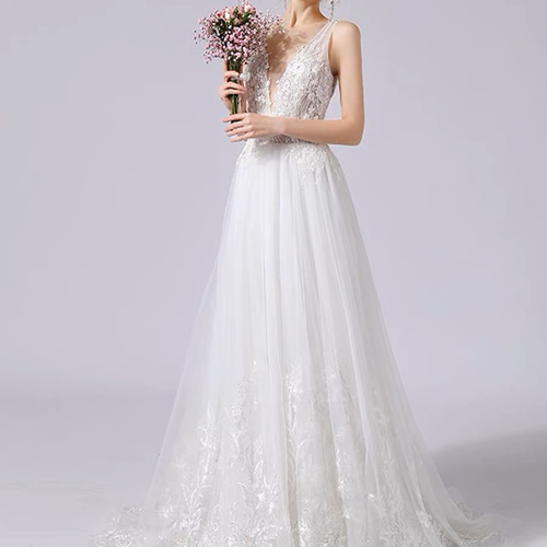 Vネック ノースリーブ ビジュー ウエディングドレス 二次会 フォト  